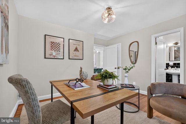805 RIDGE PL, Falls Church, VA 22046