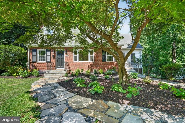 805 RIDGE PL, Falls Church, VA 22046