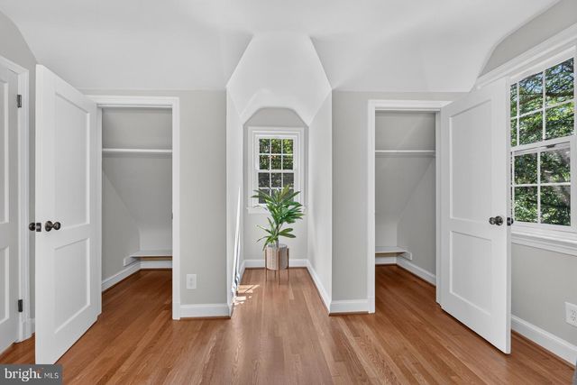 805 RIDGE PL, Falls Church, VA 22046