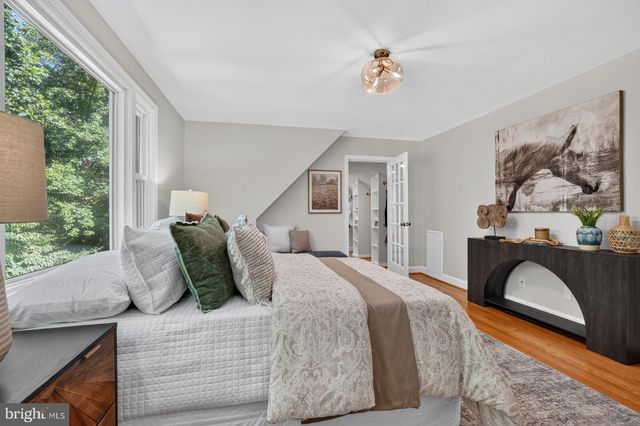 805 RIDGE PL, Falls Church, VA 22046