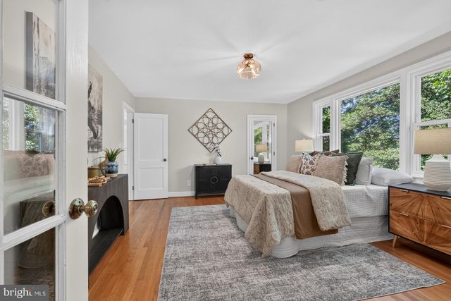 805 RIDGE PL, Falls Church, VA 22046