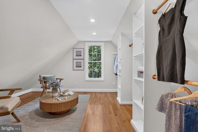 805 RIDGE PL, Falls Church, VA 22046