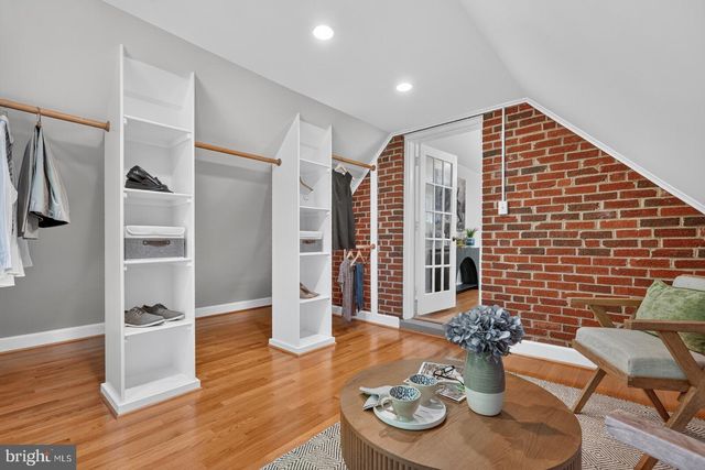 805 RIDGE PL, Falls Church, VA 22046