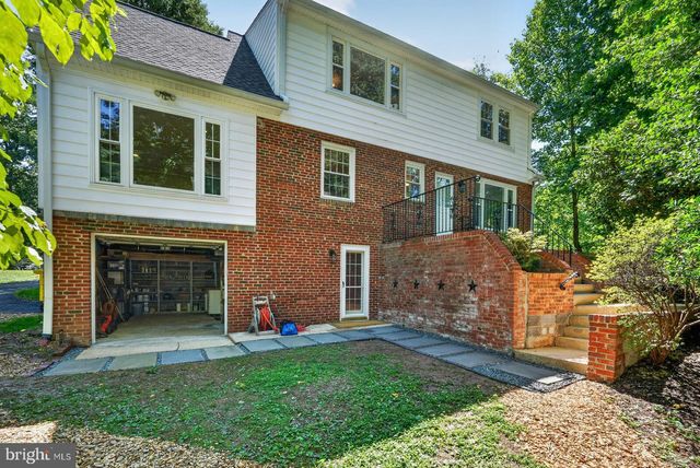 805 RIDGE PL, Falls Church, VA 22046