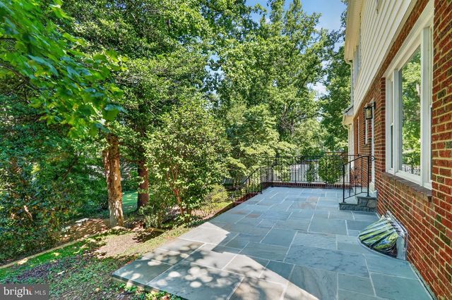805 RIDGE PL, Falls Church, VA 22046