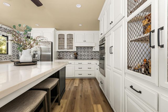 13615 Forest Park Cir, Penn Valley, CA 95946