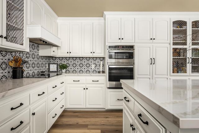 13615 Forest Park Cir, Penn Valley, CA 95946