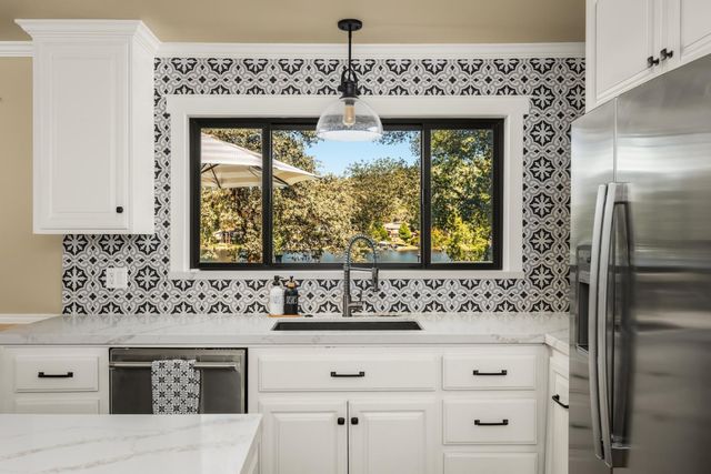 13615 Forest Park Cir, Penn Valley, CA 95946