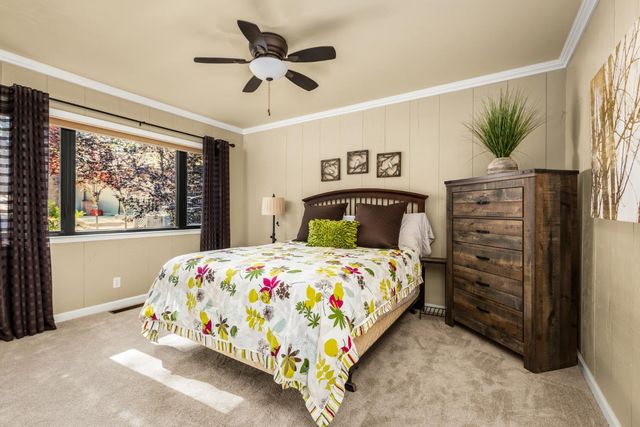 13615 Forest Park Cir, Penn Valley, CA 95946