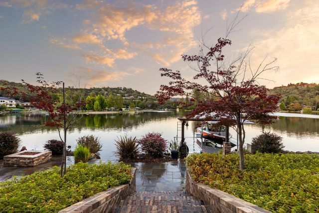 13615 Forest Park Cir, Penn Valley, CA 95946