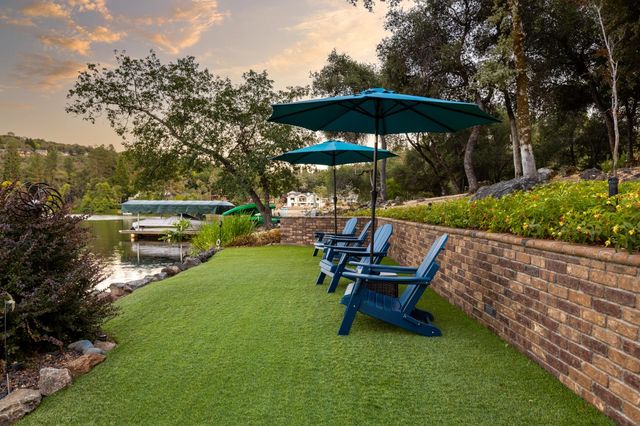 13615 Forest Park Cir, Penn Valley, CA 95946
