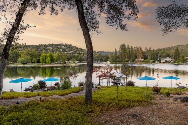 13615 Forest Park Cir, Penn Valley, CA 95946