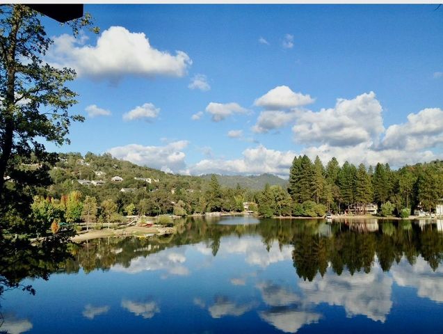 13615 Forest Park Cir, Penn Valley, CA 95946