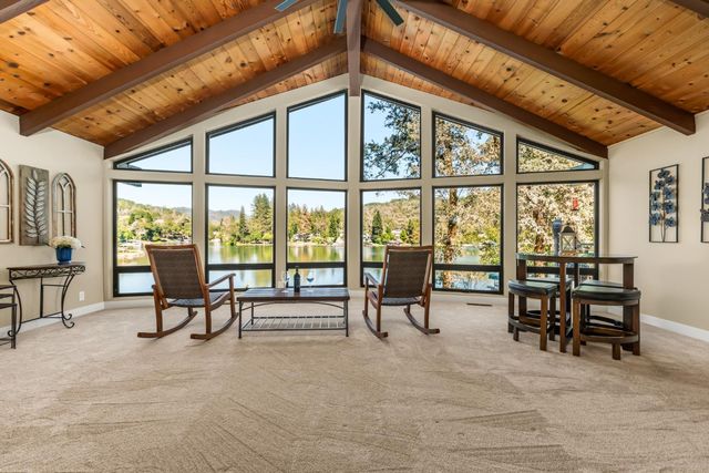 13615 Forest Park Cir, Penn Valley, CA 95946