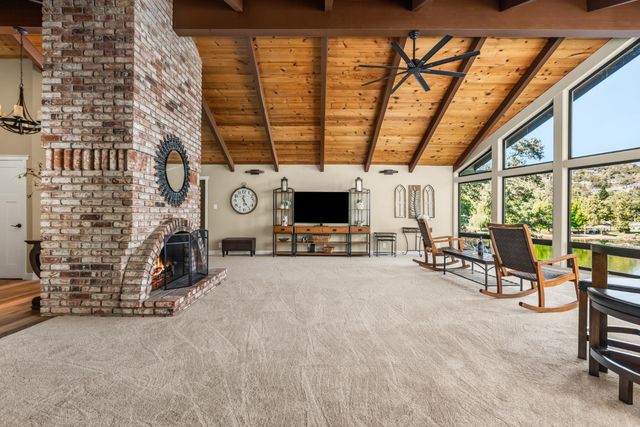 13615 Forest Park Cir, Penn Valley, CA 95946
