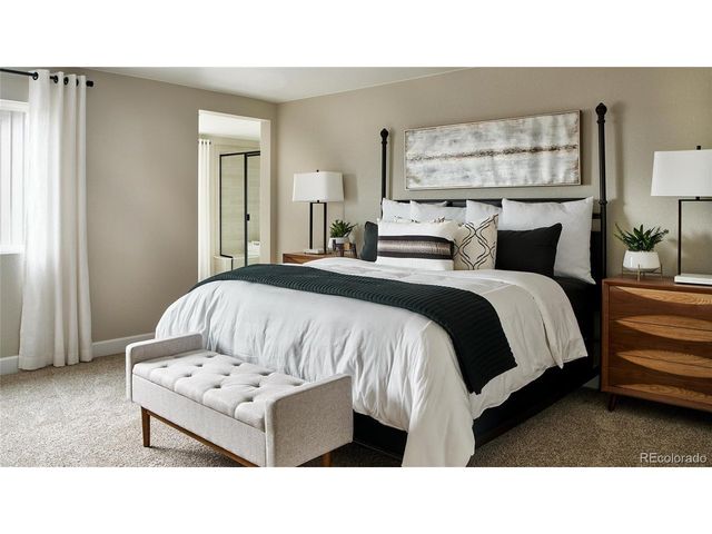 16998 W 92nd Dr, Arvada, CO 80007