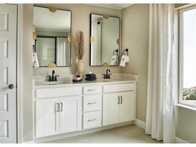 16998 W 92nd Dr, Arvada, CO 80007