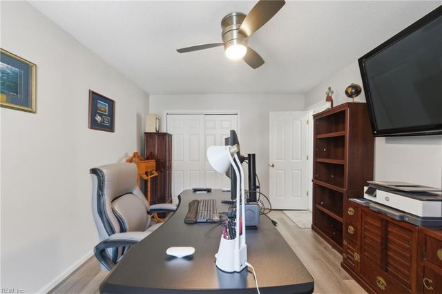 816 Greystone TRCE, Newport News, VA 23602