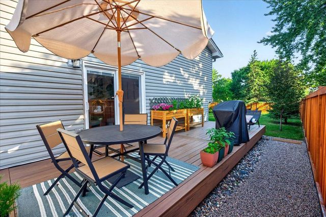 2722 94th Way, Brooklyn Park, MN 55444