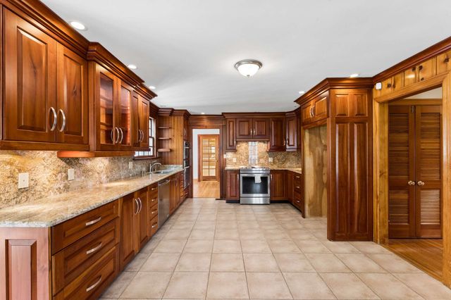 1091 Hidden Valley Rd, Brentwood, TN 37027