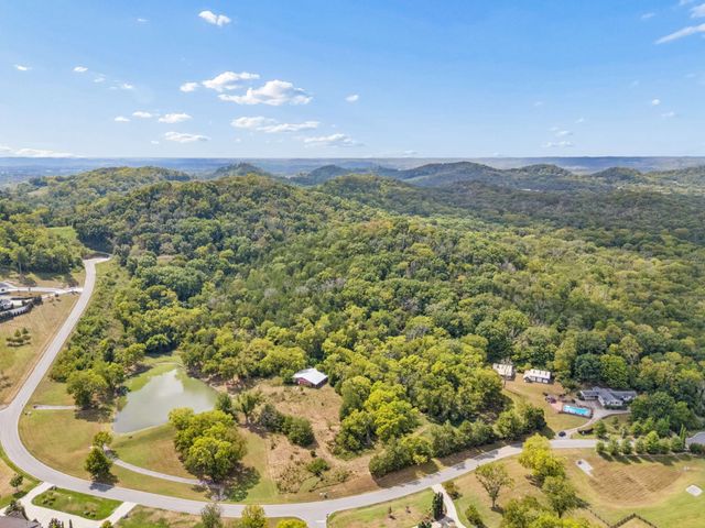 1091 Hidden Valley Rd, Brentwood, TN 37027