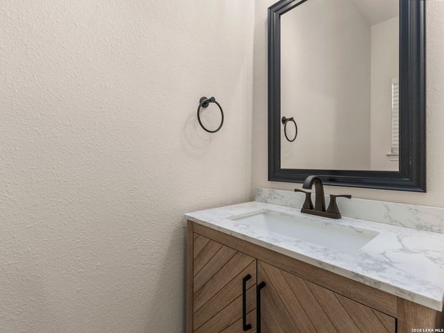 834 Magnolia Mist, San Antonio, TX 78216