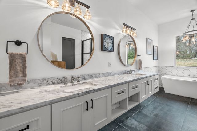 1120 Ellard Drive, Hickory Creek, TX 75065