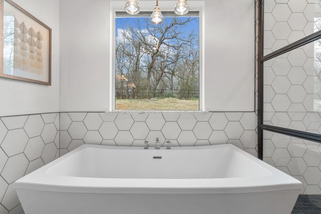 1120 Ellard Drive, Hickory Creek, TX 75065