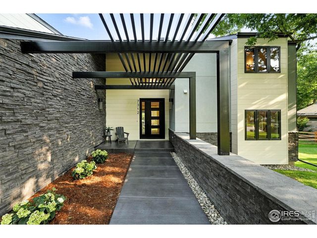 7312 Island Cir, Boulder, CO 80301