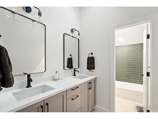 7312 Island Cir, Boulder, CO 80301