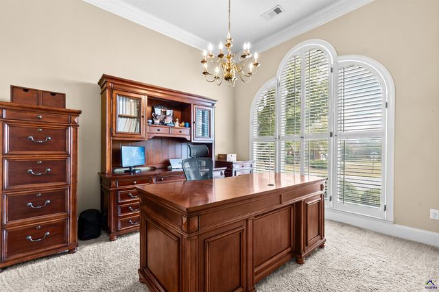 223 Twelve Oaks Drive, Warner Robins, GA 31088