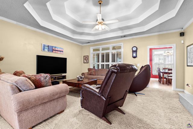223 Twelve Oaks Drive, Warner Robins, GA 31088