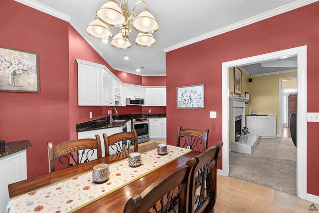 223 Twelve Oaks Drive, Warner Robins, GA 31088