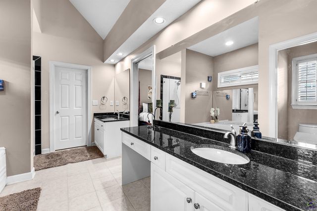 223 Twelve Oaks Drive, Warner Robins, GA 31088