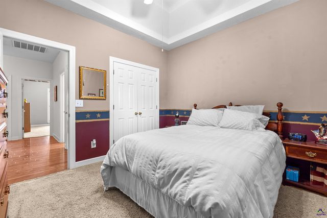 223 Twelve Oaks Drive, Warner Robins, GA 31088