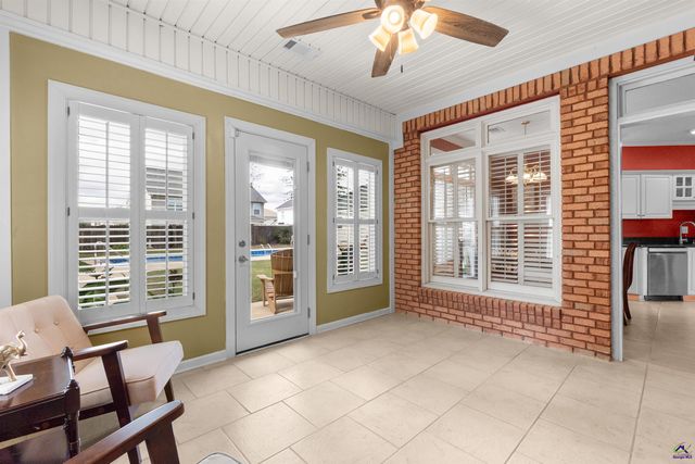 223 Twelve Oaks Drive, Warner Robins, GA 31088