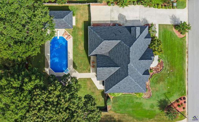 223 Twelve Oaks Drive, Warner Robins, GA 31088