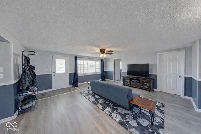 1635 S Us Highway 31, Franklin, IN 46131