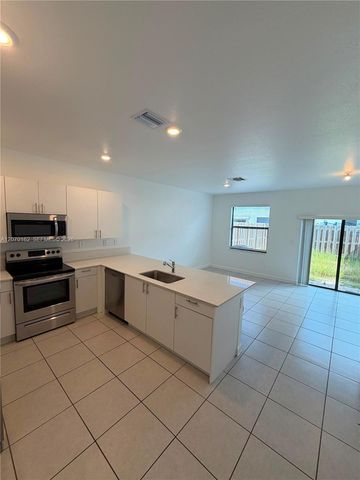 11863 SW 247th Terrace 11863, Homestead, FL 33032