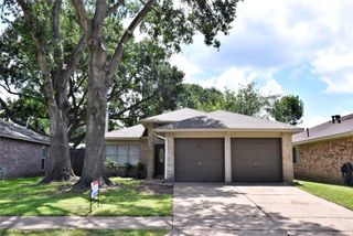 2910 Walnut Springs, Katy, TX 77449