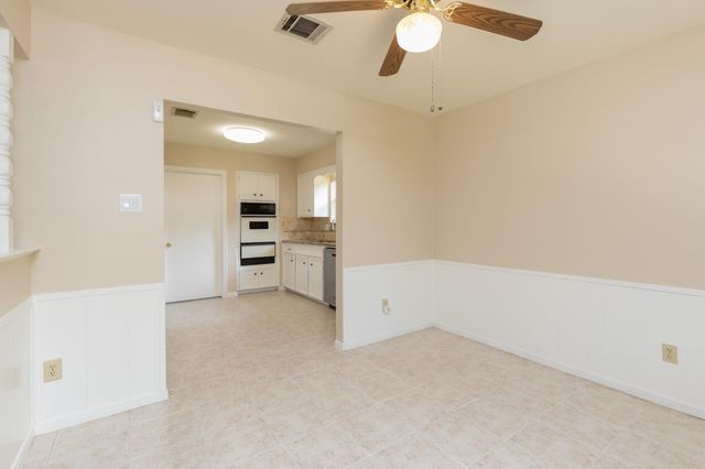 2623 Longleaf Pines Drive, Houston, TX 77339