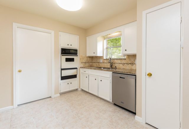 2623 Longleaf Pines Drive, Houston, TX 77339