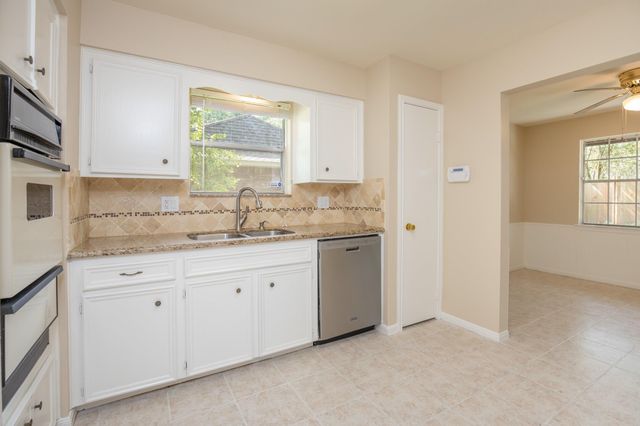 2623 Longleaf Pines Drive, Houston, TX 77339