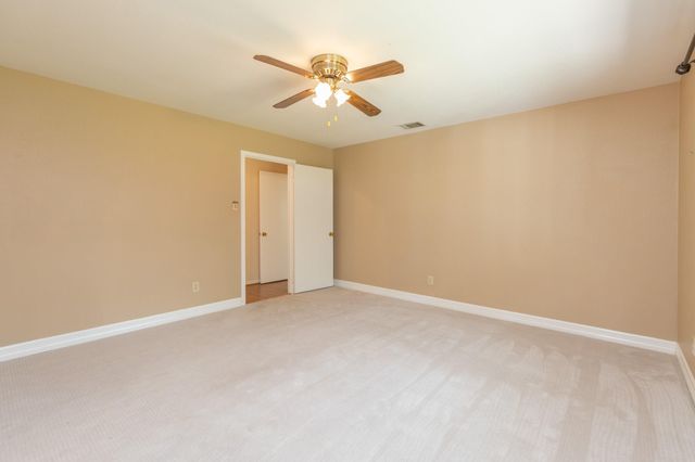 2623 Longleaf Pines Drive, Houston, TX 77339