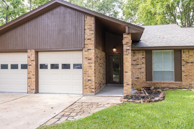 2623 Longleaf Pines Drive, Houston, TX 77339