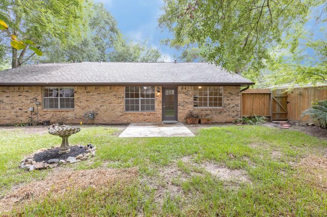 2623 Longleaf Pines Drive, Houston, TX 77339