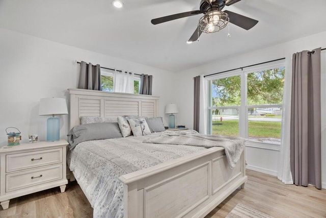301 20th Avenue SW, Vero Beach, FL 32962