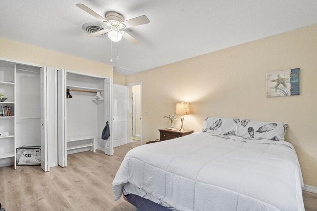 301 20th Avenue SW, Vero Beach, FL 32962