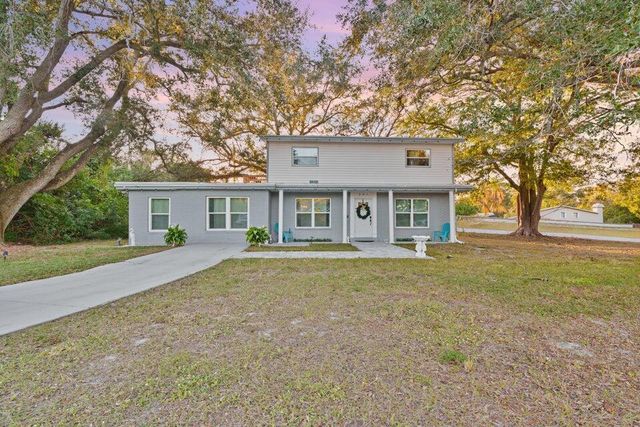 301 20th Avenue SW, Vero Beach, FL 32962