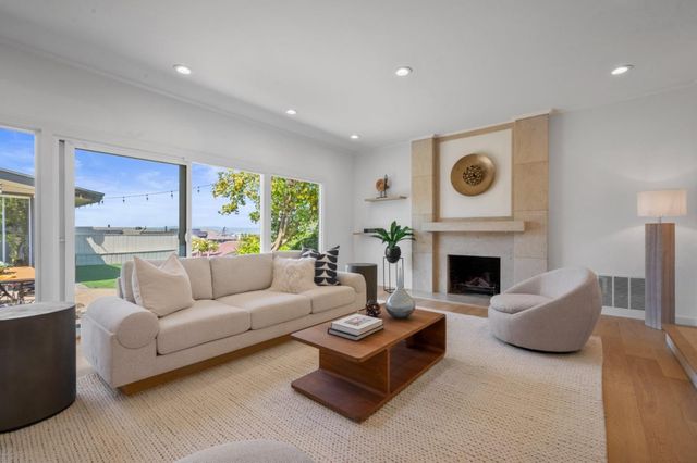 2550 Hayward Drive, Burlingame, CA 94010